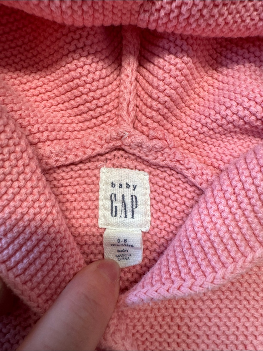 Sweater Subcategory Classification - Picture 2 of 7
